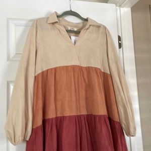 New umgee large rust, cream and apricot cute dress!